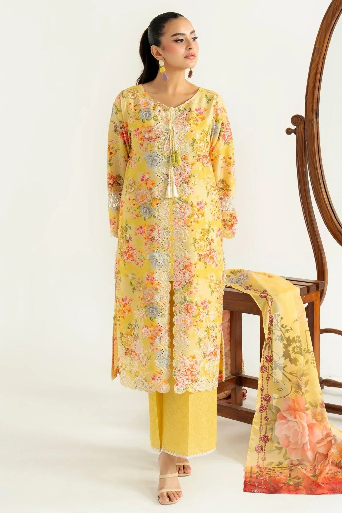 Imrozia Premium | Sifa Casuals | SP-99 Lyla - Aqsa Fabrics