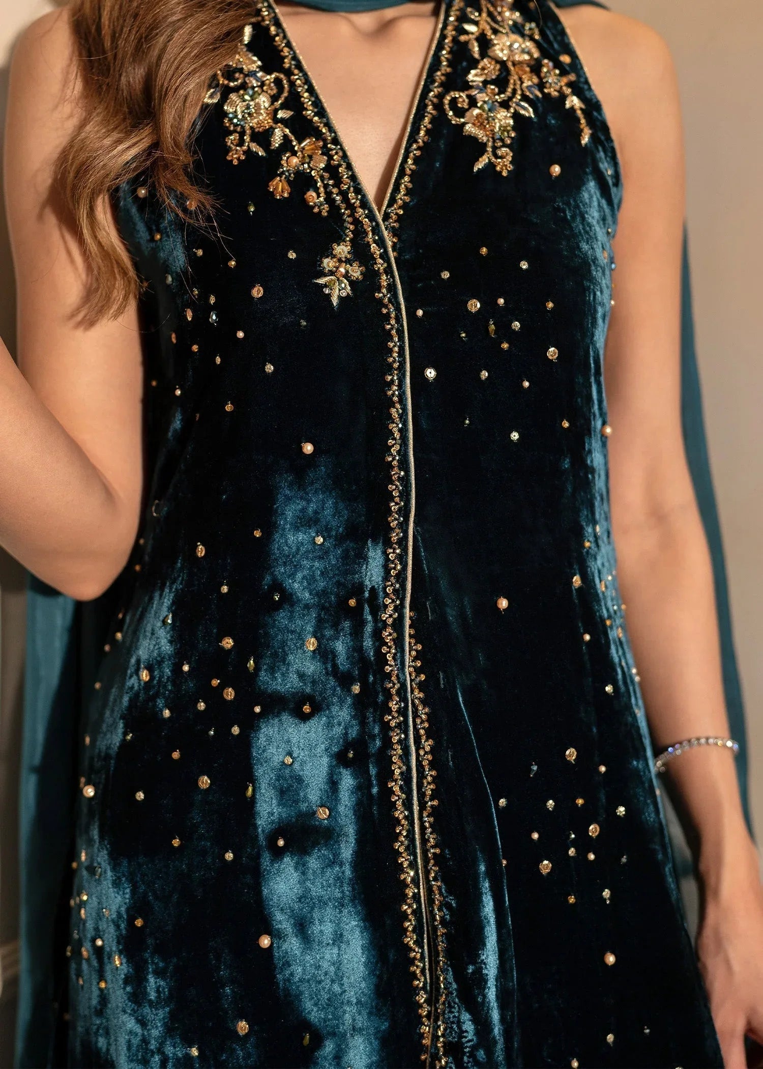 Mahum Asad | Voila Velvets | Sapphire - Aqsa Fabrics