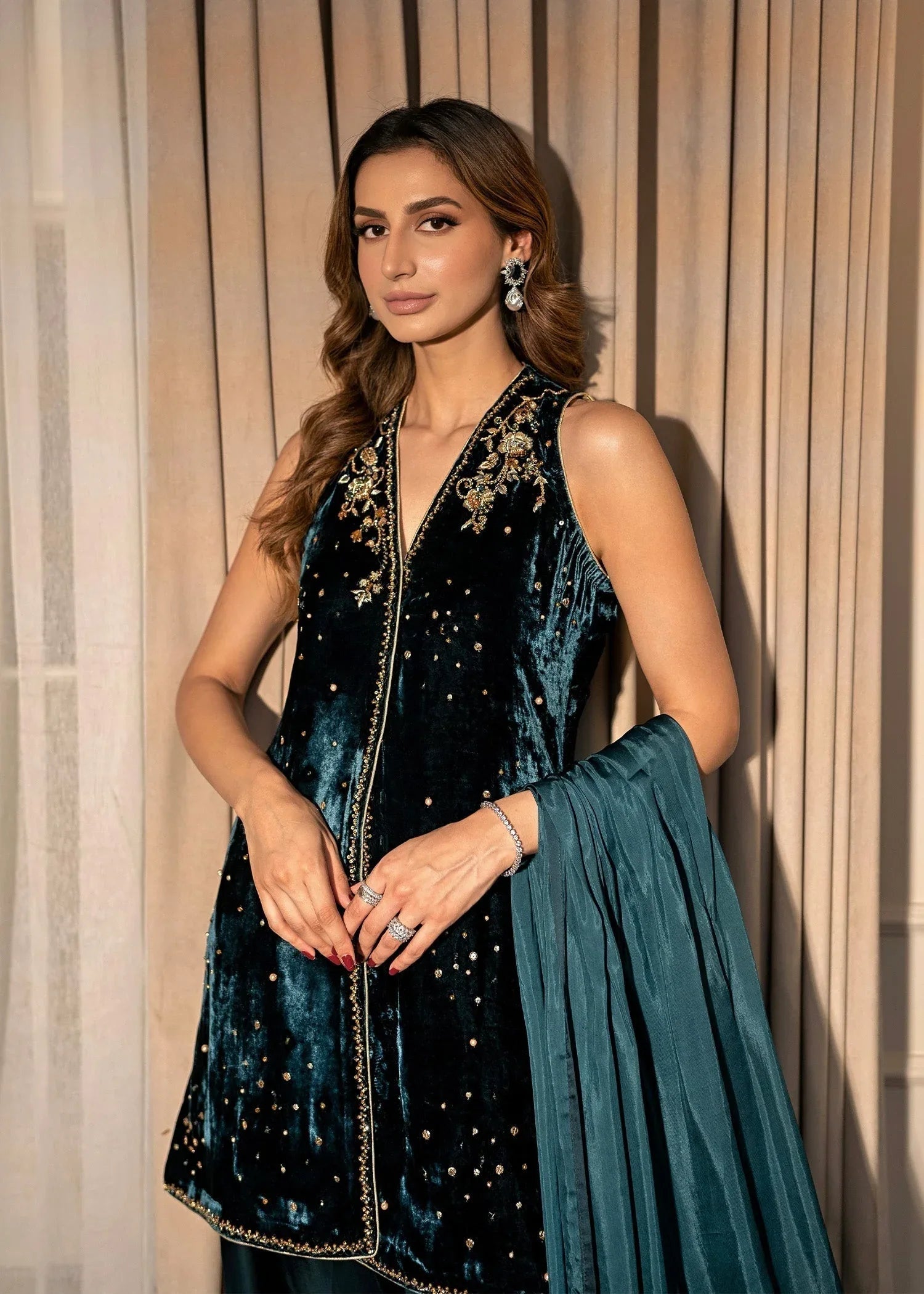 Mahum Asad | Voila Velvets | Sapphire - Aqsa Fabrics