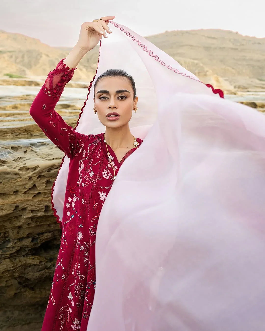 Soraya - Noa Summer PretŸ??25 - Carmine - Aqsa Fabrics