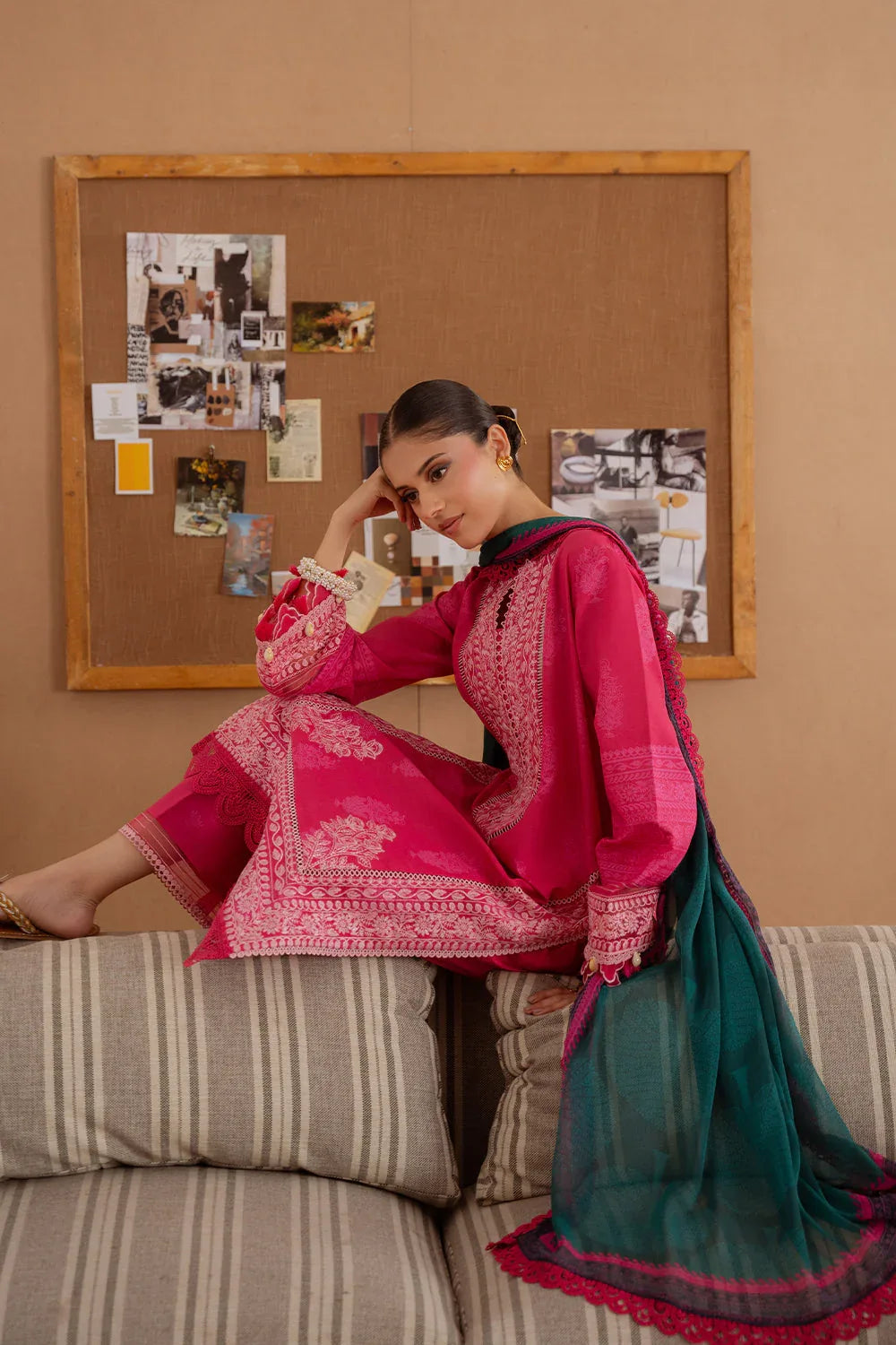 Saira Rizwan | Laanem Summer Lawn 25 | ELARA-A-SRL25-01 - Aqsa Fabrics