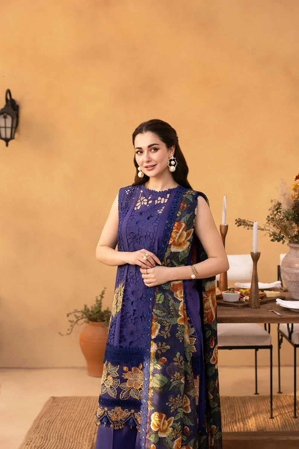 Saira Rizwan | Luxury Lawn 25 | AIMEE-SRL25-01 - Aqsa Fabrics