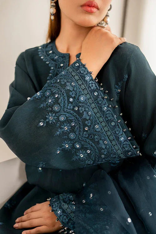 Baroque | Velvet Formals | SILK UF-696 - Aqsa Fabrics