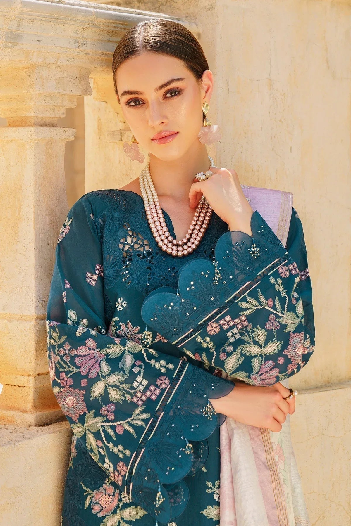 Baroque | Swiss Lawn 24 | SL12-D02 - Aqsa Fabrics