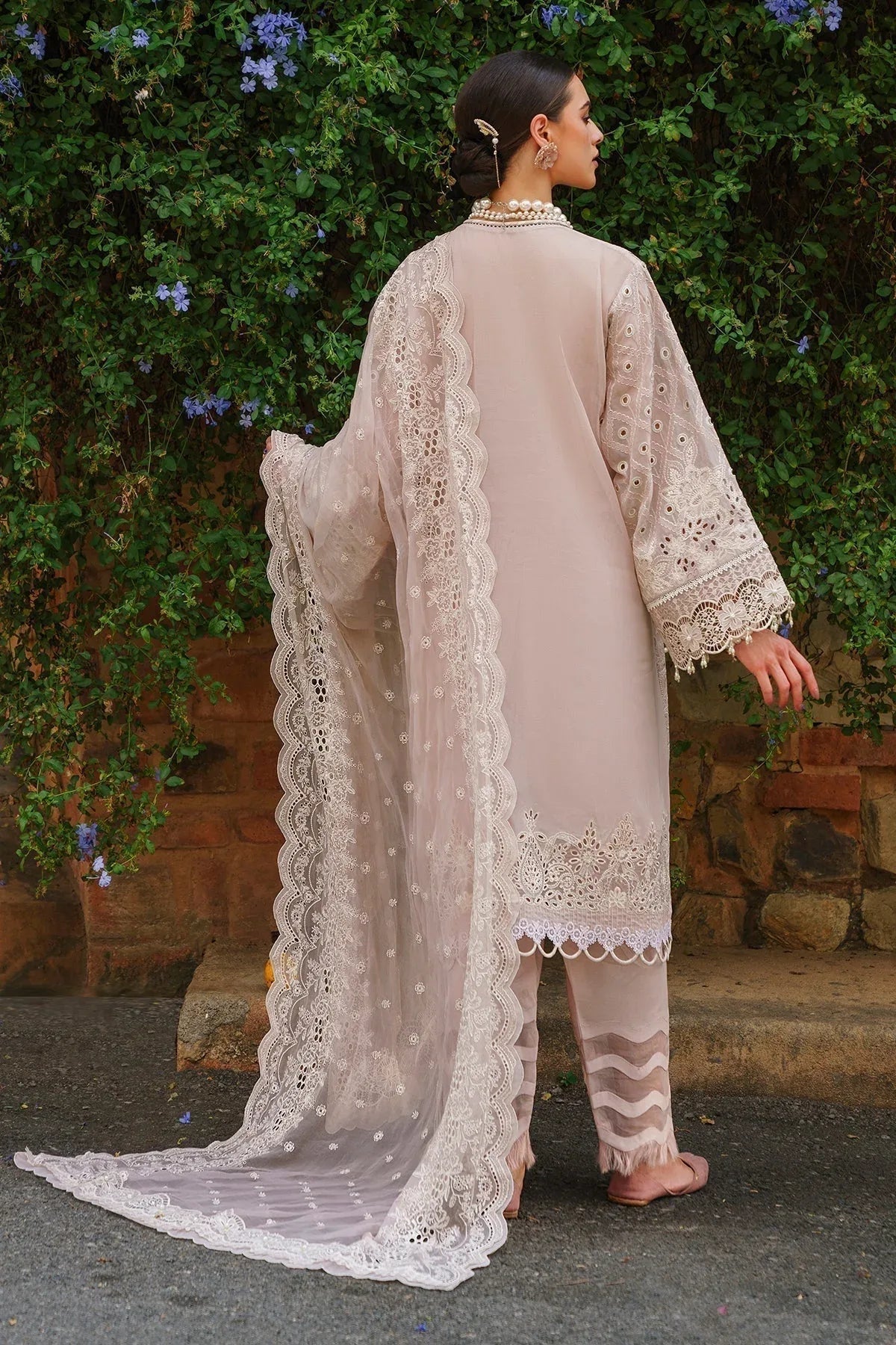 Baroque | Swiss Lawn 24 | SL12-D03 - Aqsa Fabrics