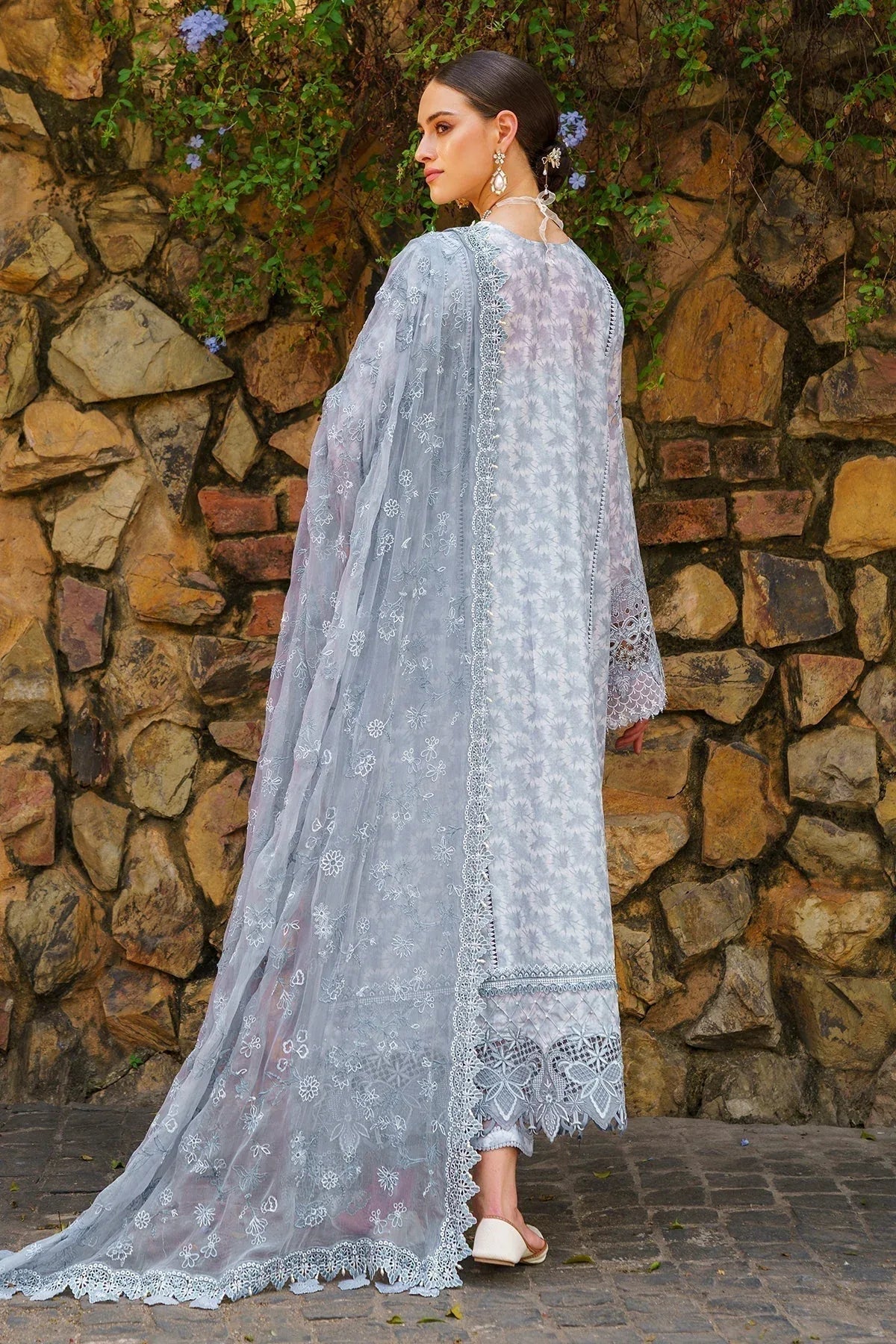 Baroque | Swiss Lawn 24 | SL12-D05 - Aqsa Fabrics