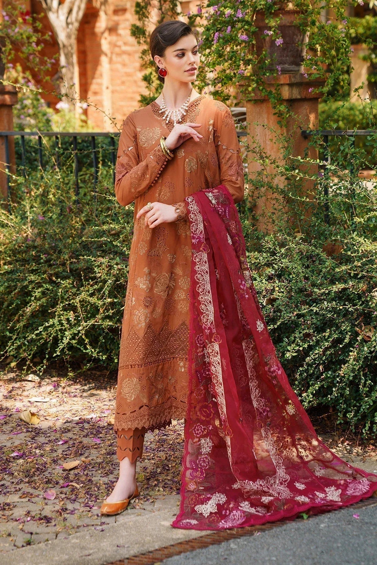 Baroque | Swiss Lawn 24 | SL12-D08 - Aqsa Fabrics