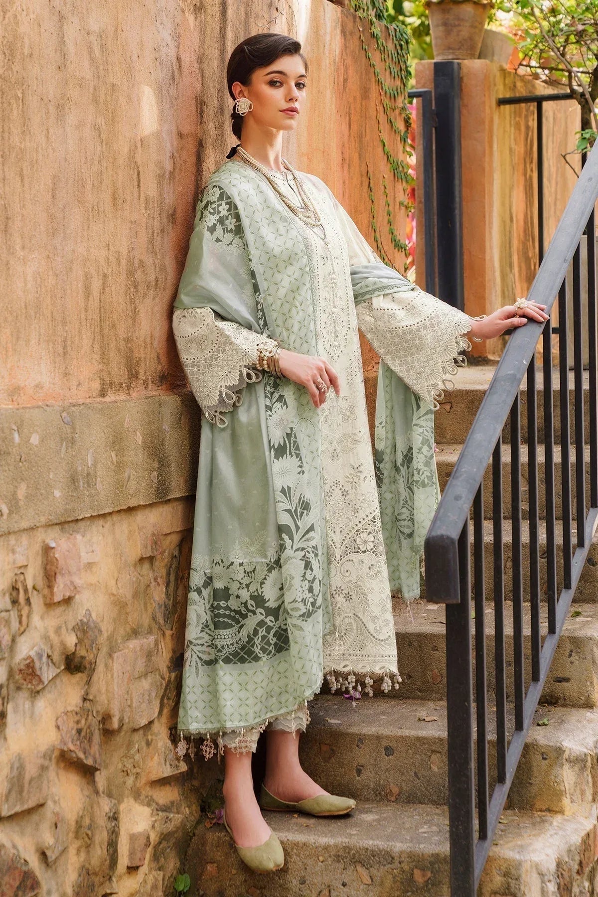 Baroque | Swiss Lawn 24 | SL12-D01 - Aqsa Fabrics