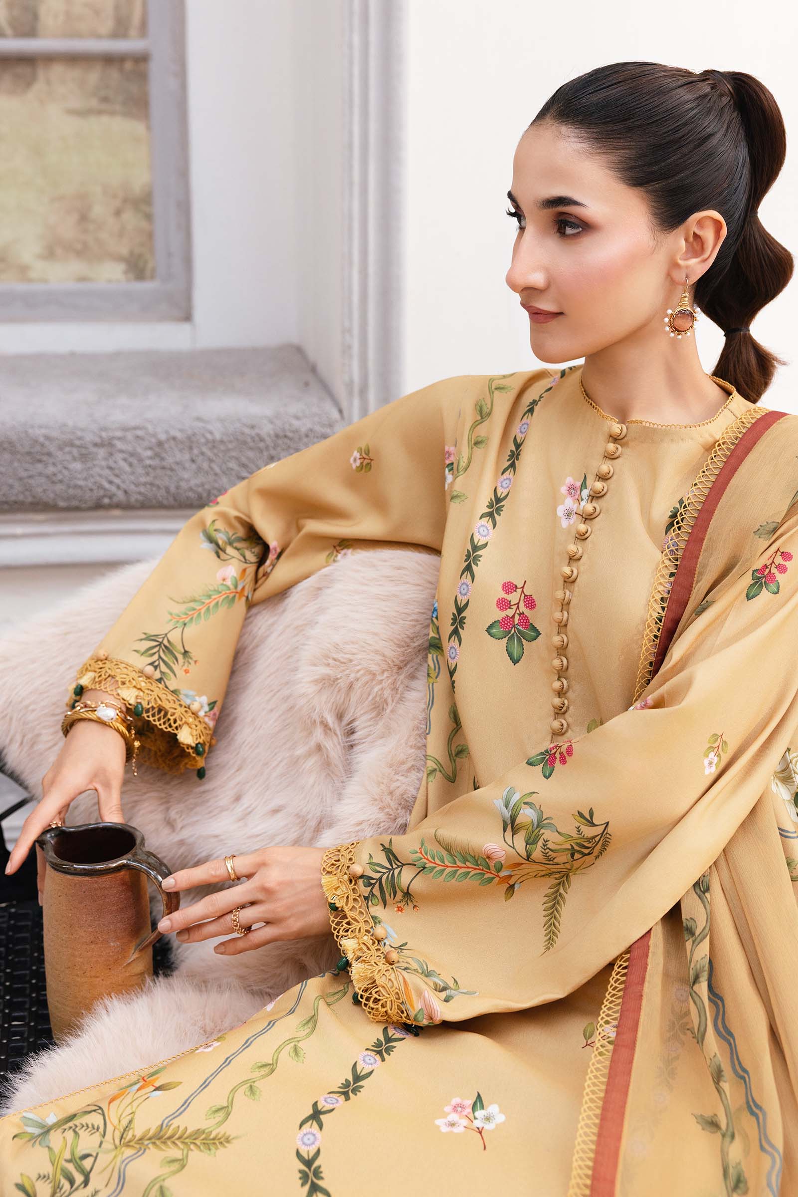 Maria B | Winter Basics 25 | MB-CUS25-1105B - Aqsa Fabrics