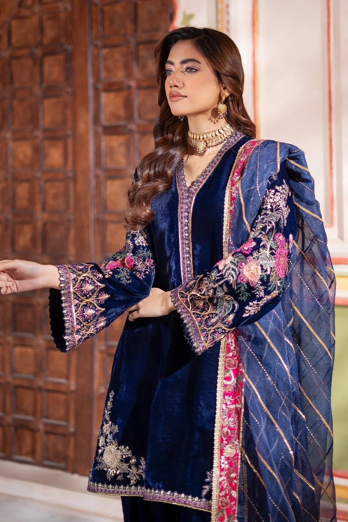Charizma | Signora Velvet |  CVT4-21 - Aqsa Fabrics