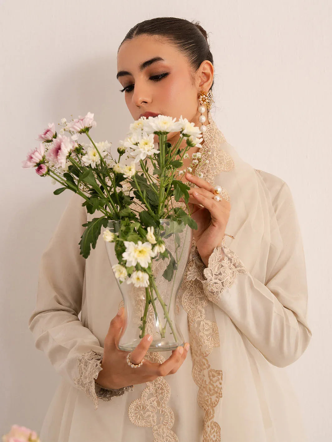 Izel | The Silk Chapter | Creme - Aqsa Fabrics