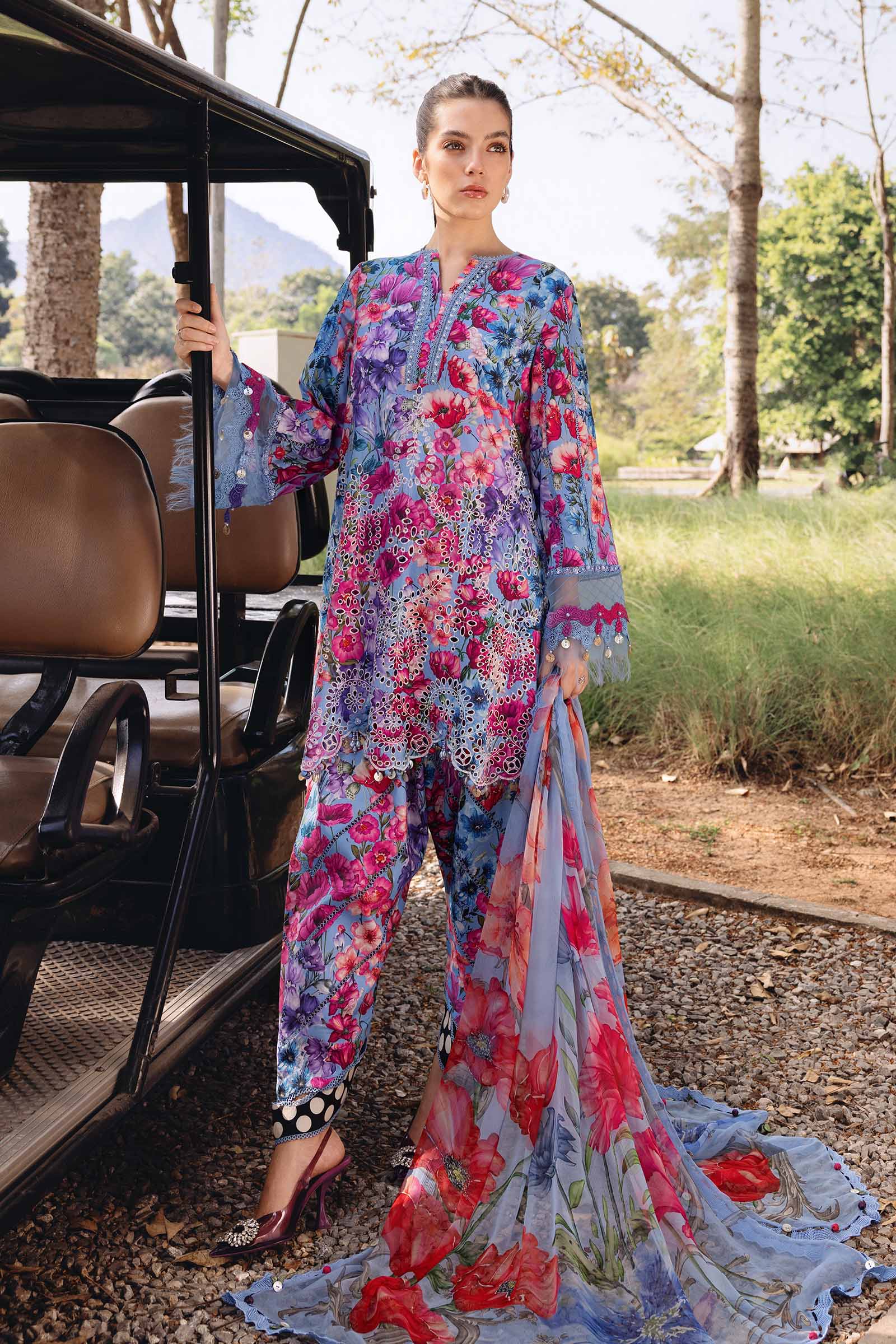 3 Piece Unstitched Embroidered Lawn Suit - Aqsa Fabrics
