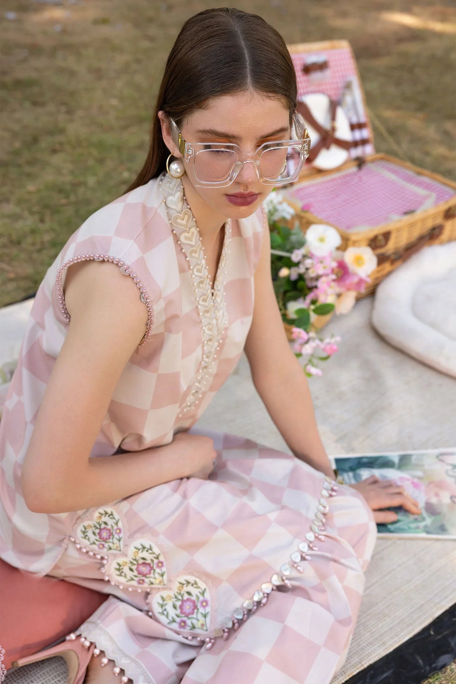 3 Piece Unstitched Embroidered Lawn Suit - Aqsa Fabrics