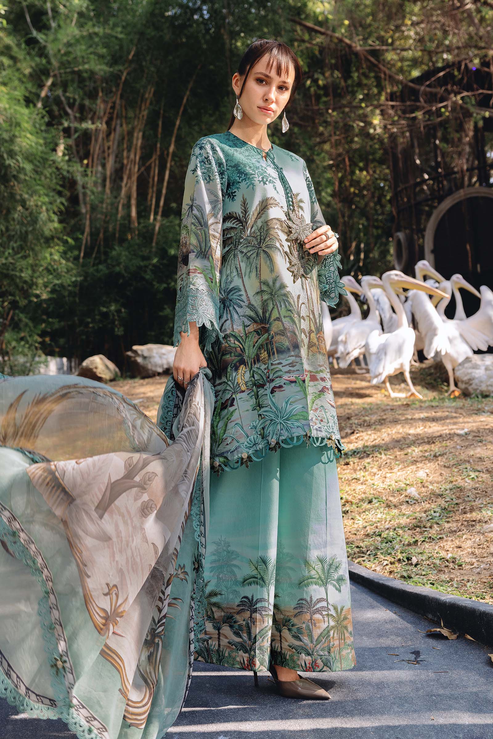 3 Piece Unstitched Embroidered Lawn Suit - Aqsa Fabrics