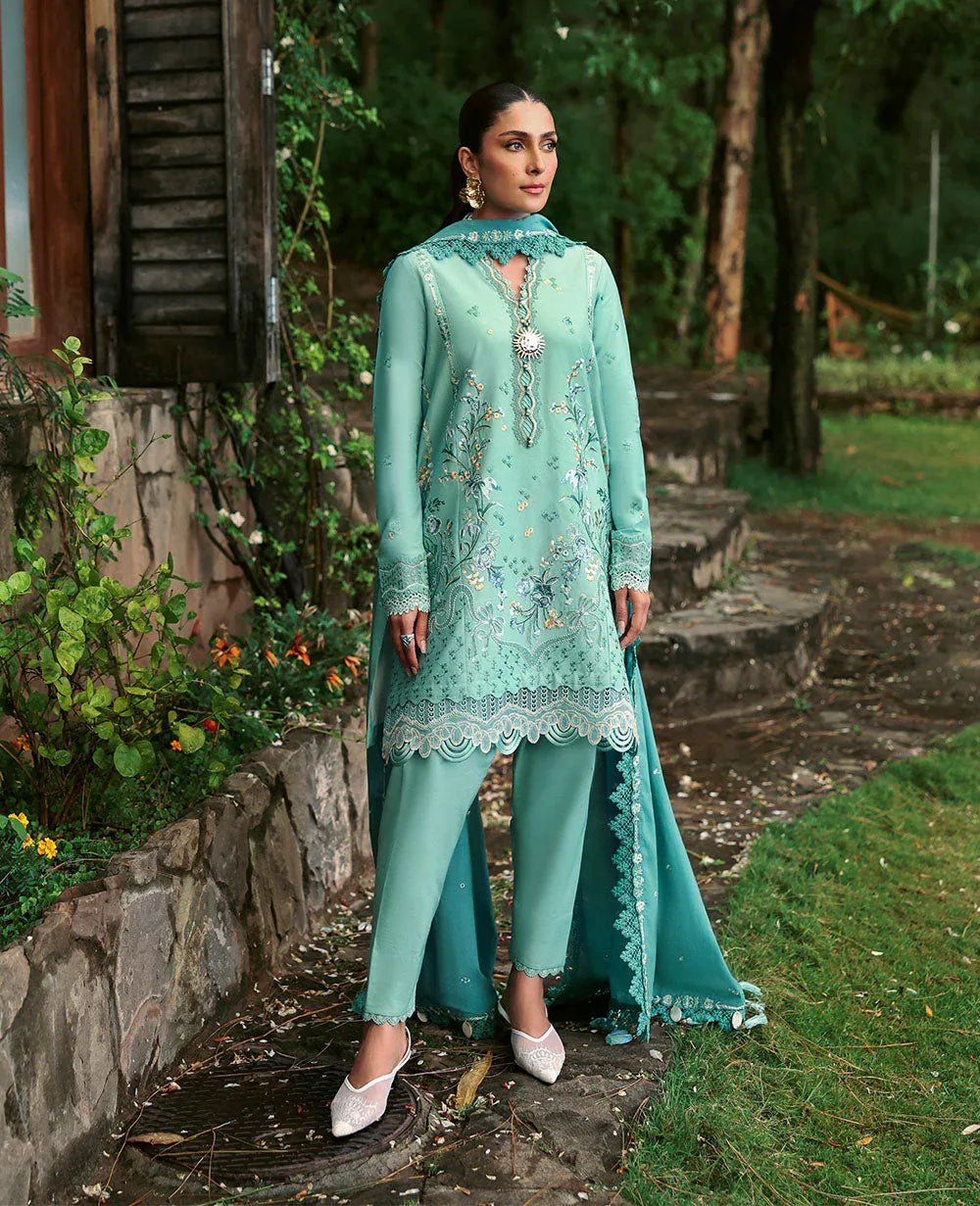 Republic Womenswear | Talia Luxury Lawn 25 | D5-A - Kaeliya - Aqsa Fabrics