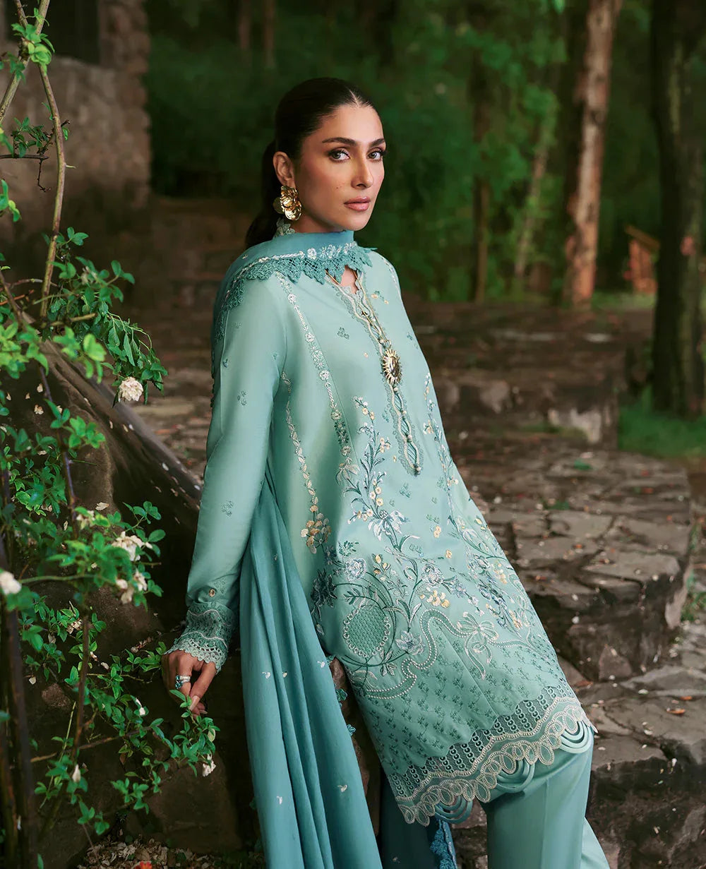 Republic Womenswear | Talia Luxury Lawn 25 | D5-A - Kaeliya - Aqsa Fabrics