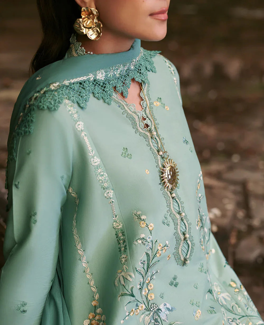 Republic Womenswear | Talia Luxury Lawn 25 | D5-A - Kaeliya - Aqsa Fabrics