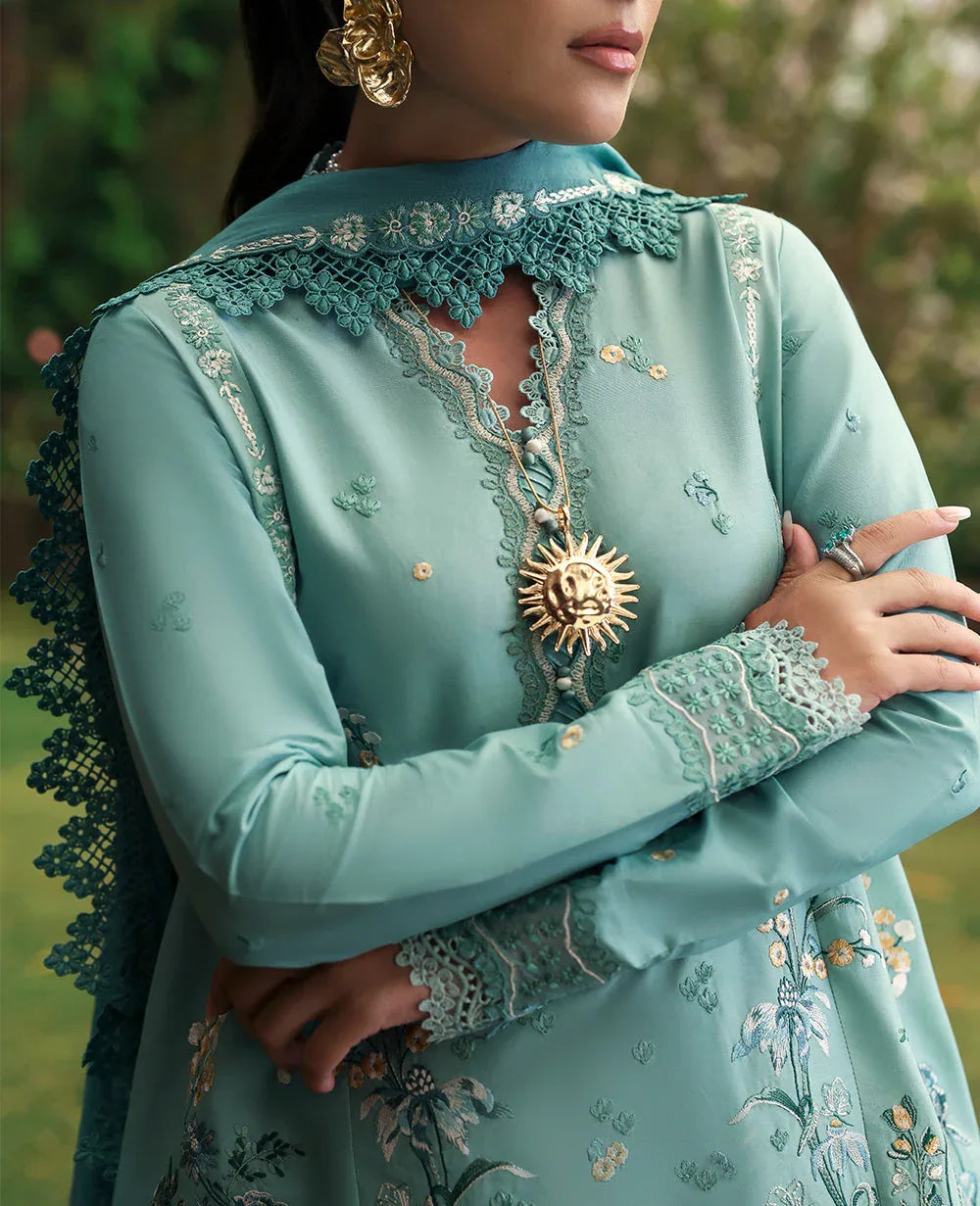 Republic Womenswear | Talia Luxury Lawn 25 | D5-A - Kaeliya - Aqsa Fabrics