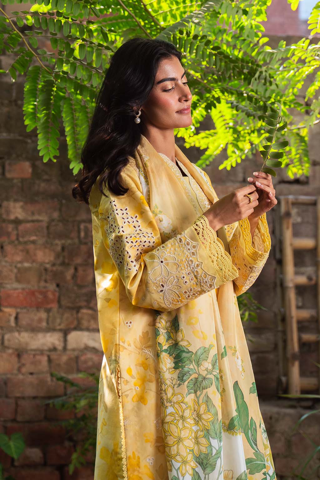 Neeshay | Summer Lines Printkari 25 | BUTTERCUP - Aqsa Fabrics
