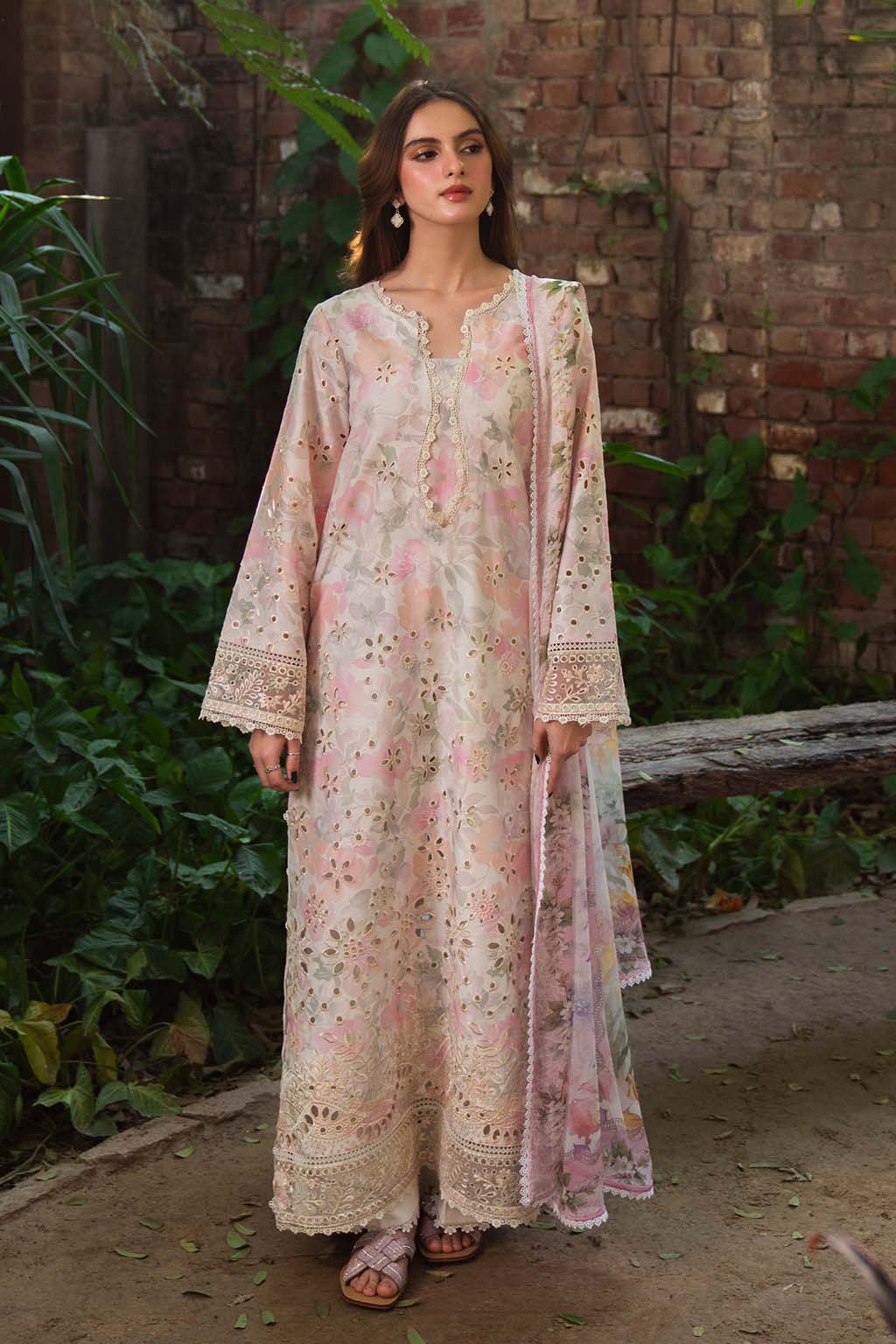 Neeshay | Summer Lines Printkari 25 | WHIMSY - Aqsa Fabrics