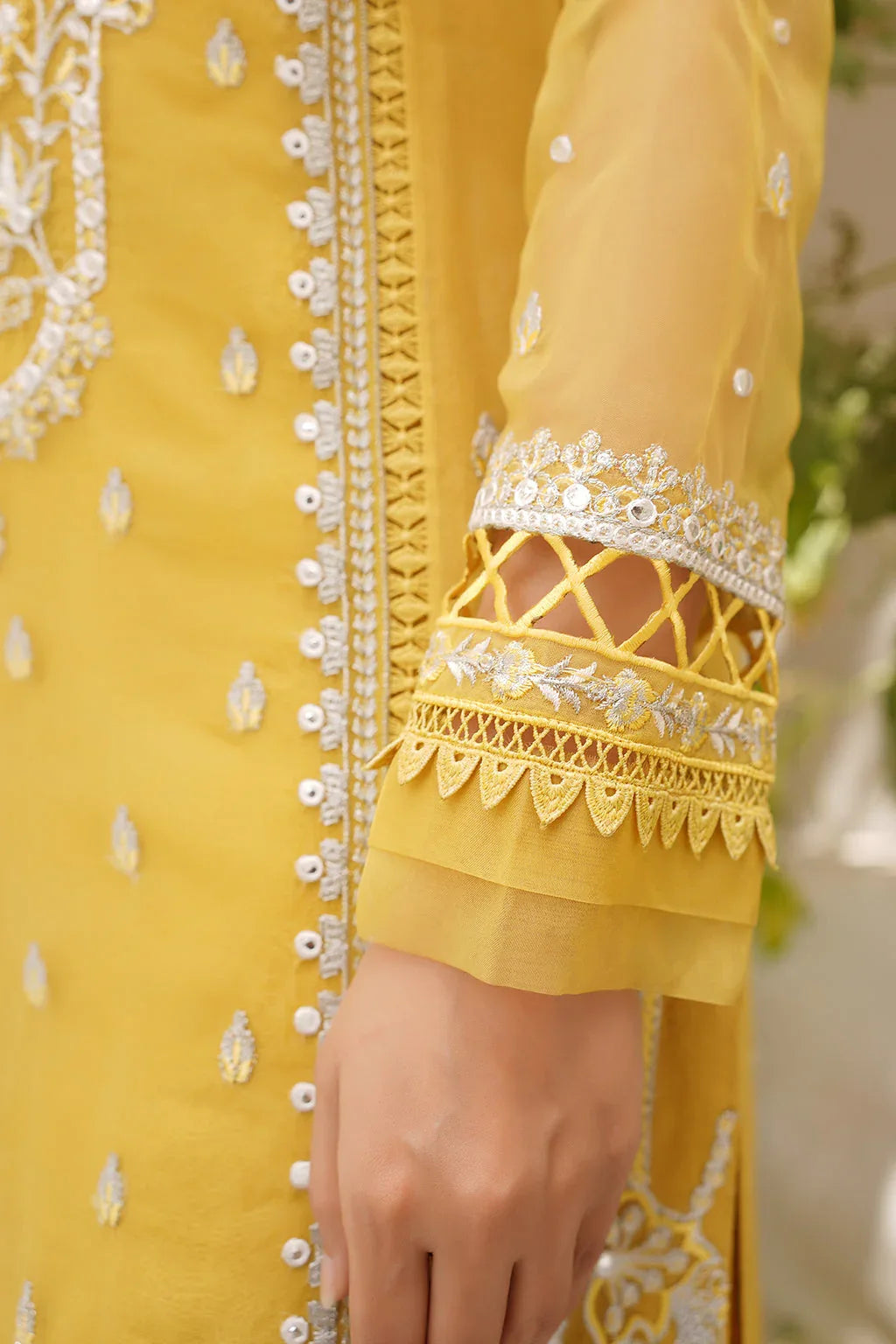Maryams | Luxury Pret | M-1201 - Aqsa Fabrics
