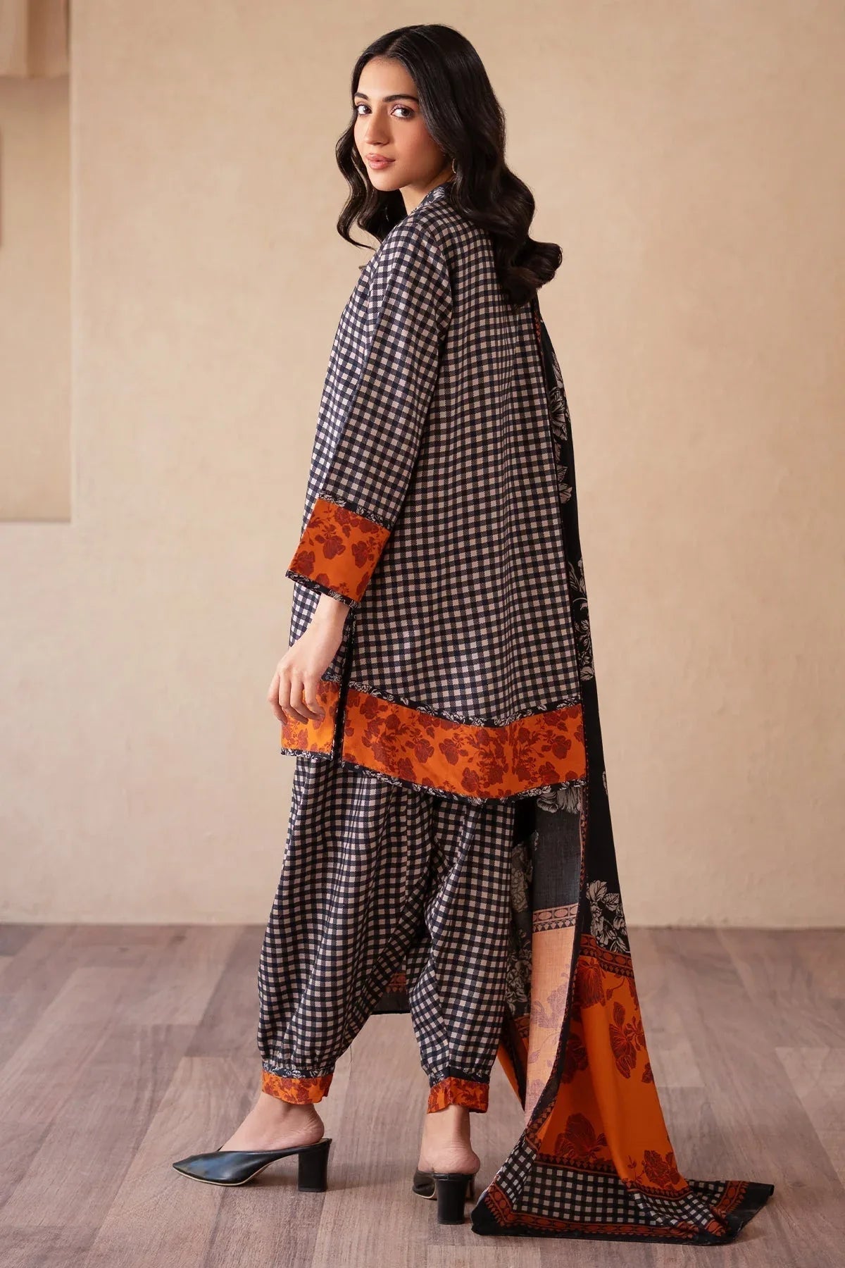 Charizma | Print Melody | CPM-4-S43A - Aqsa Fabrics