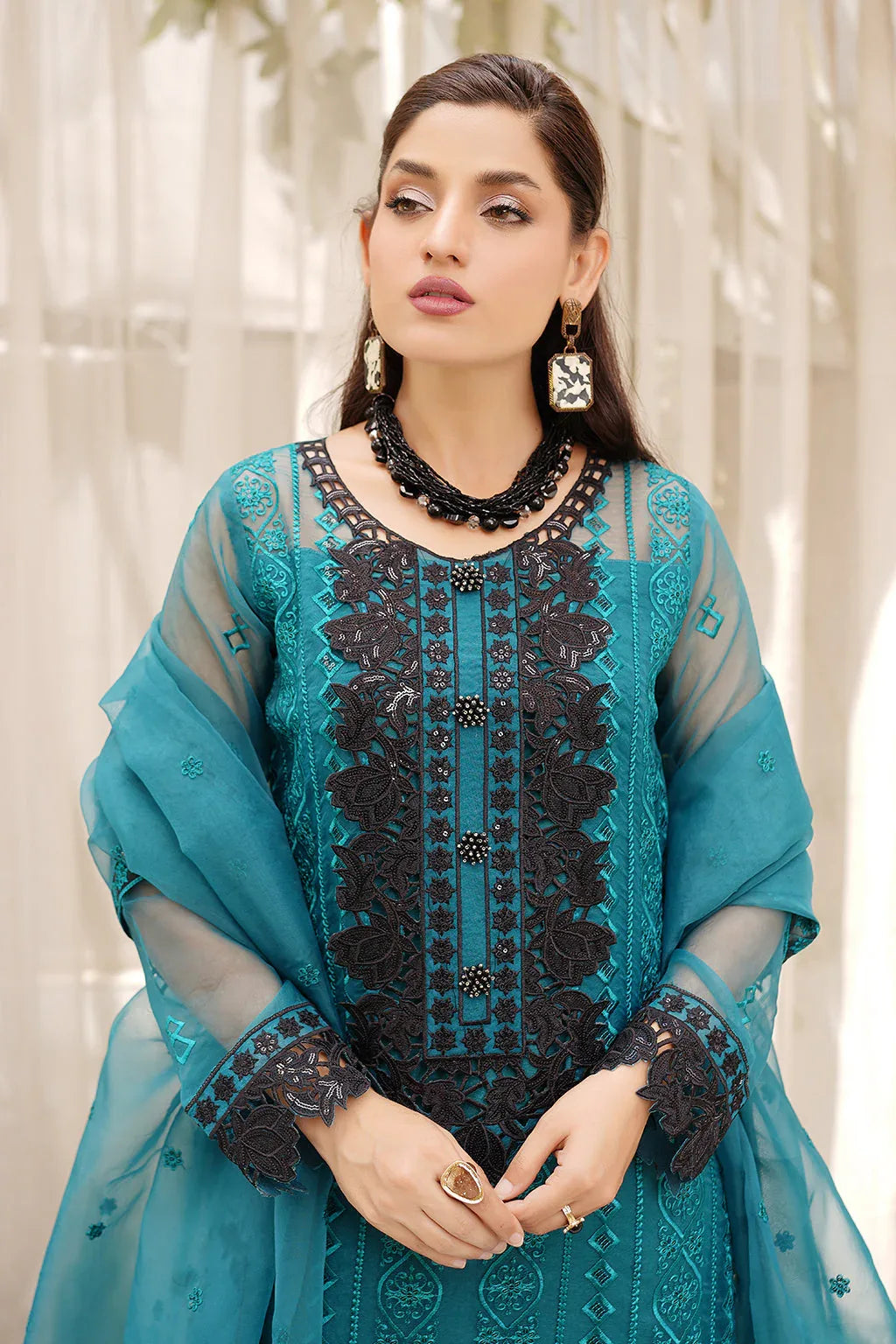 Maryams | Luxury Pret | M-1204 - Aqsa Fabrics
