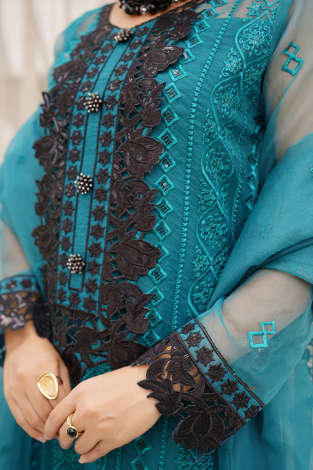 Maryams | Luxury Pret | M-1204 - Aqsa Fabrics