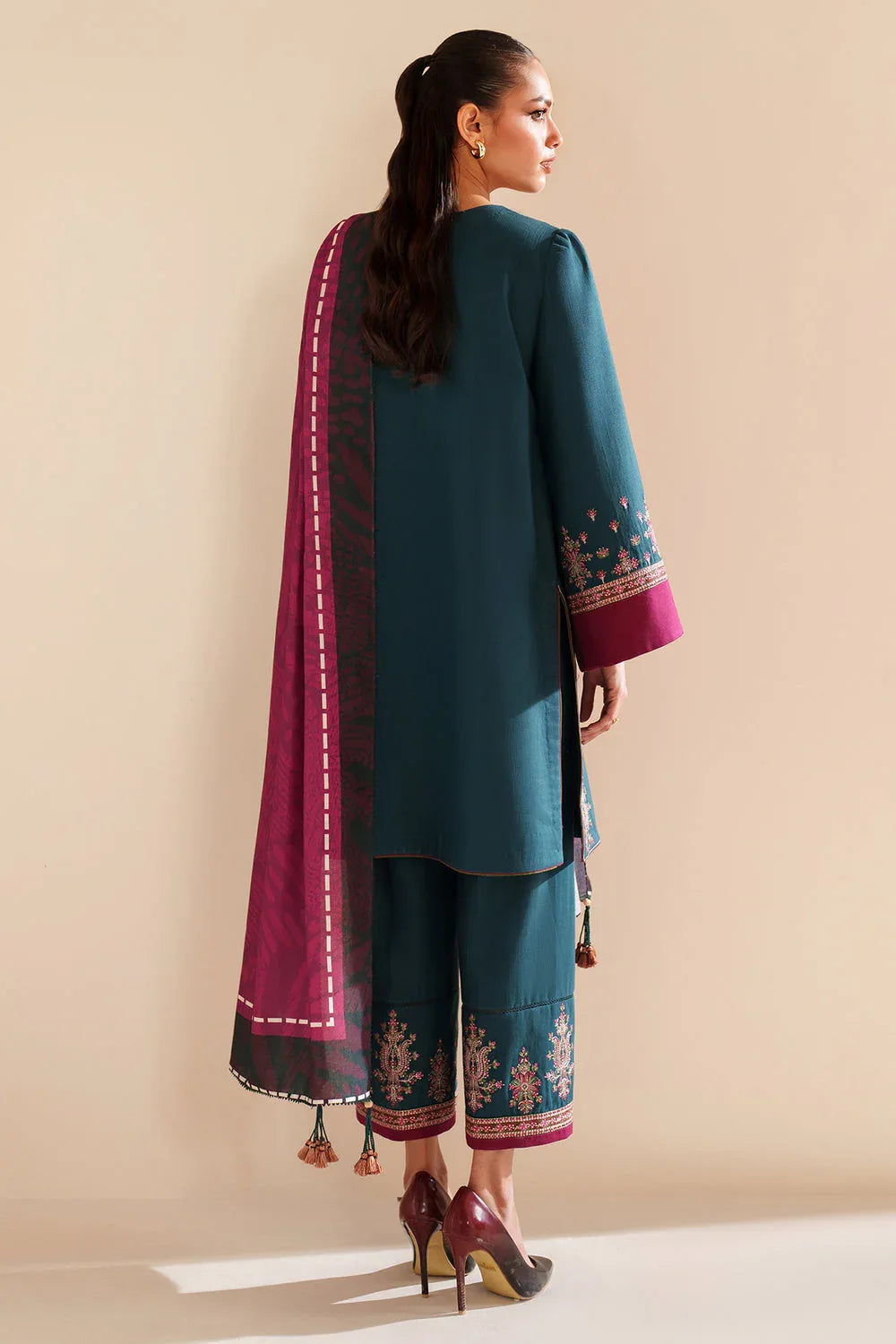 Jazmin | Winter 25 | UW-0190 - Aqsa Fabrics