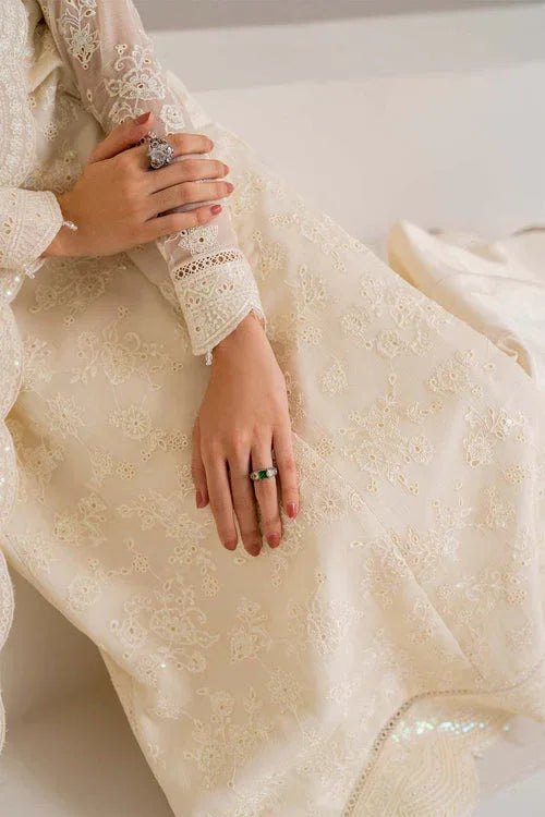 Farasha | Lumiere Formals | DOVE - Aqsa Fabrics