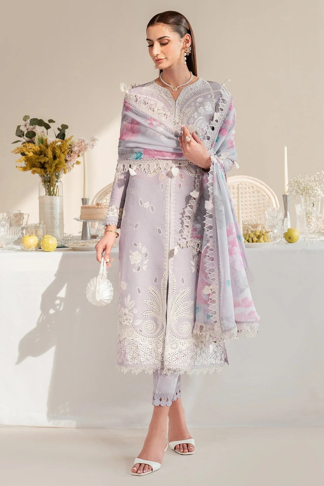 Jazmin | Iris Luxury Lawn 25 | IL'25-D06 - Aqsa Fabrics