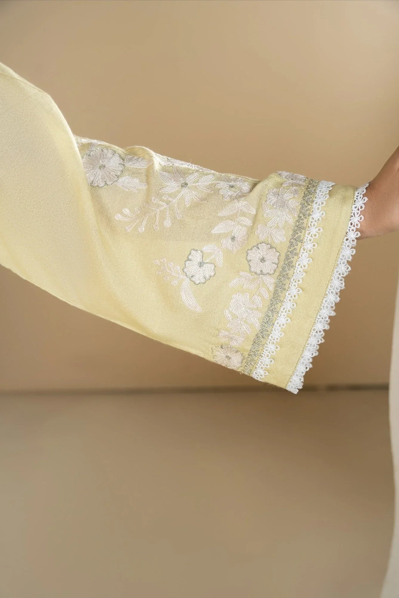 Muntaha | Rumaisa Luxury Pret | Zureen - SFLP01 - Aqsa Fabrics