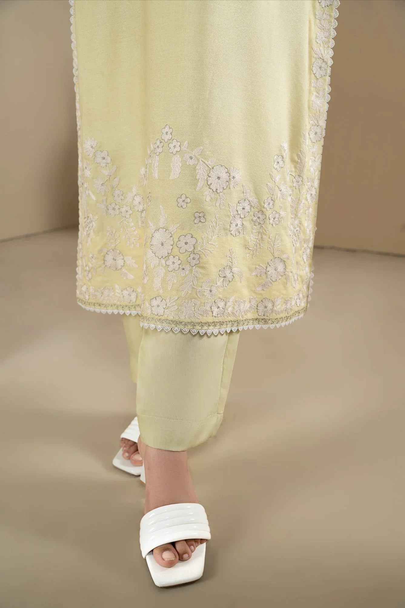 Muntaha | Rumaisa Luxury Pret | Zureen - SFLP01 - Aqsa Fabrics