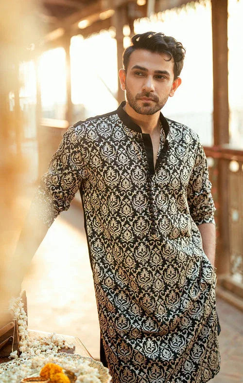 Maya | Dil ki Batain | IZNAN - Aqsa Fabrics