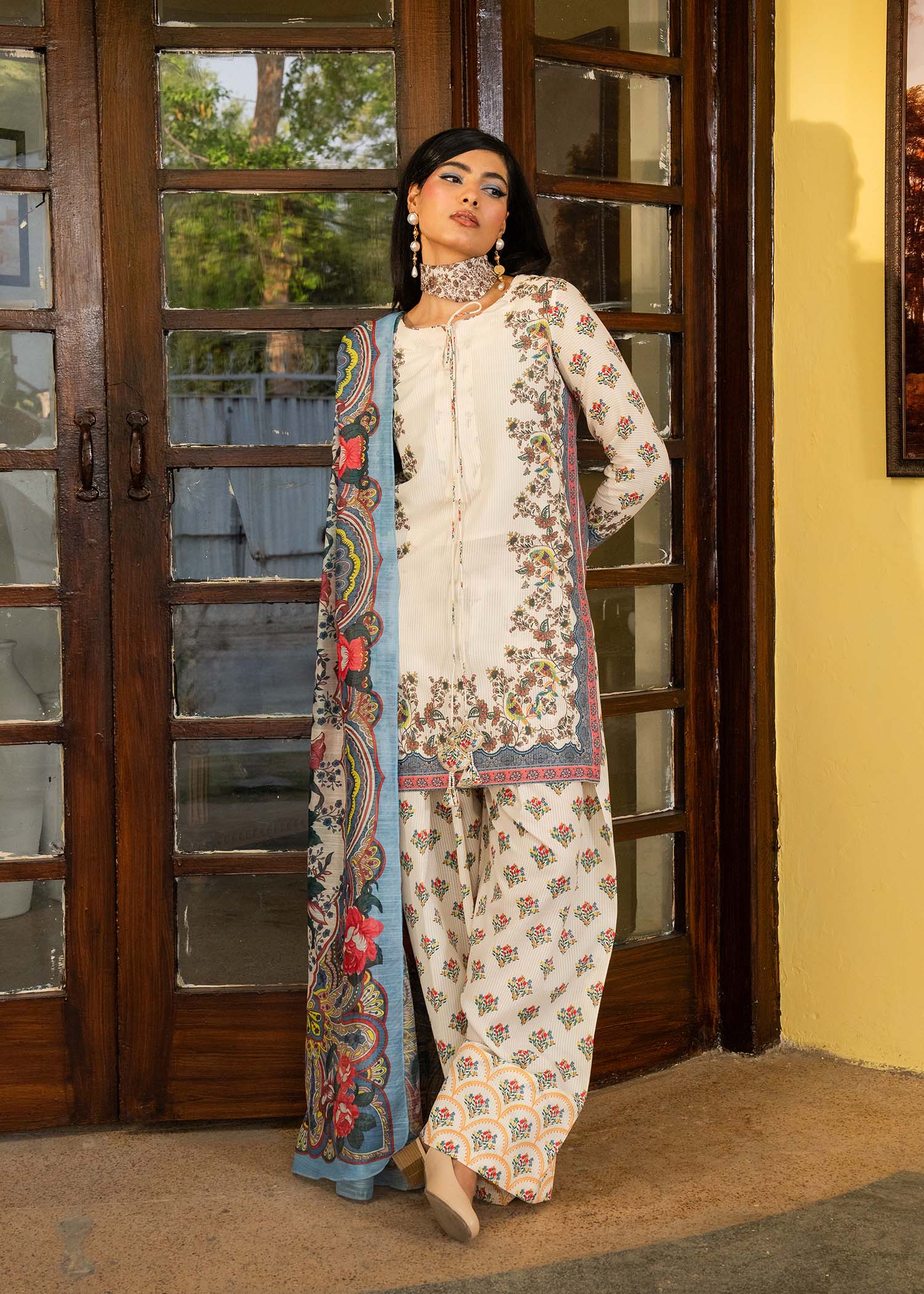 Maria Osama Khan | Retro Lawn 25 | Jasmine - Aqsa Fabrics
