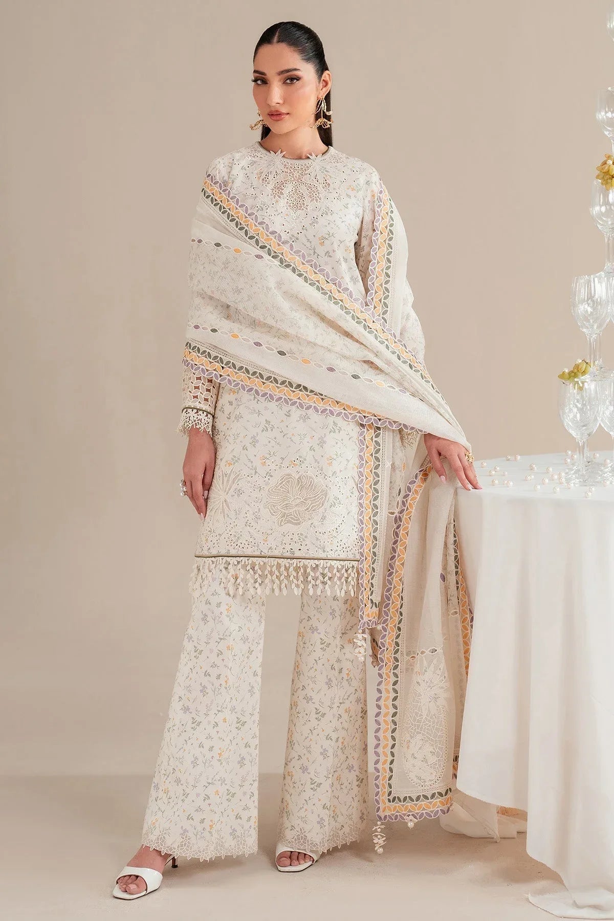 Jazmin | Iris Luxury Lawn 25 | IL'25-D09 - Aqsa Fabrics