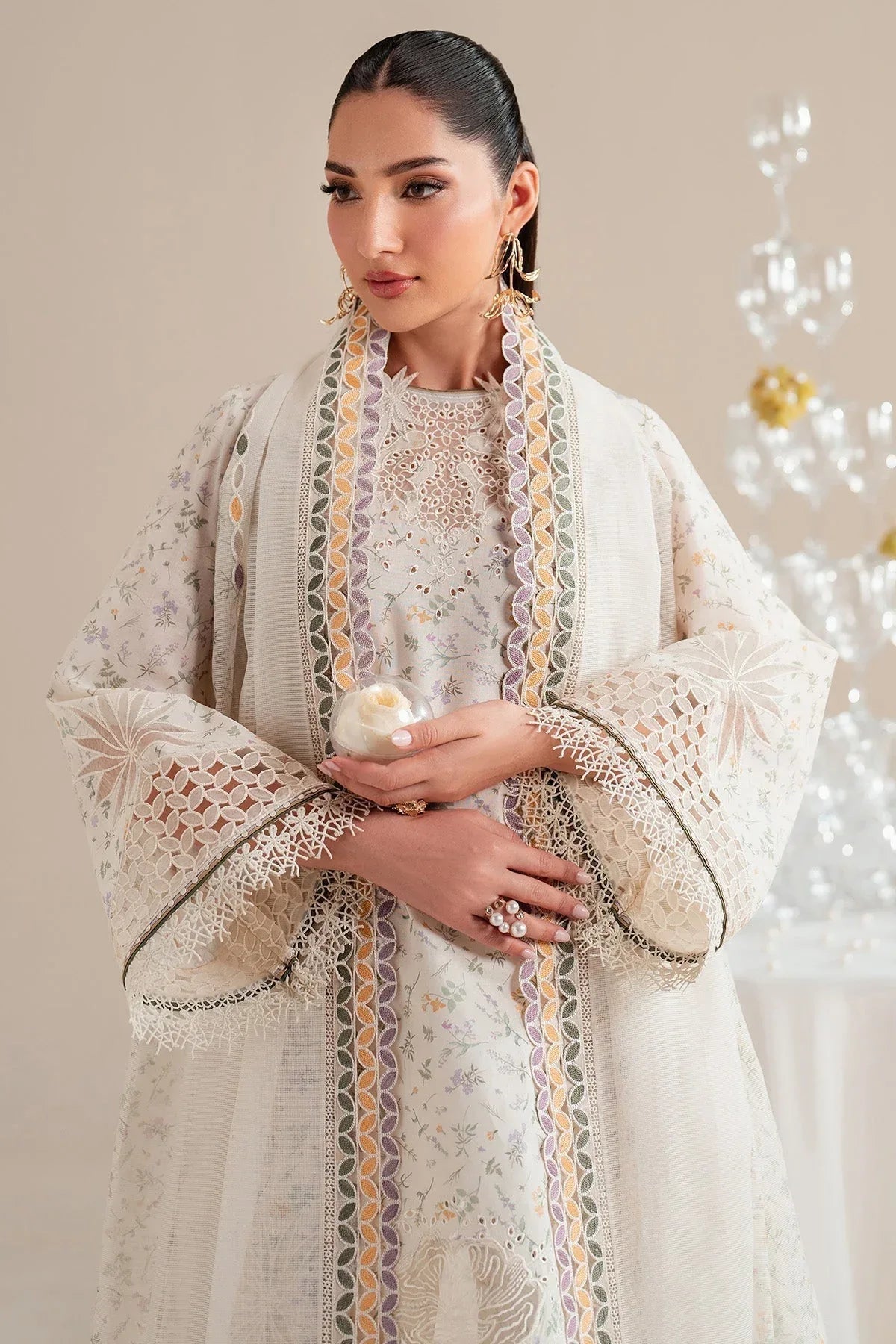 Jazmin | Iris Luxury Lawn 25 | IL'25-D09 - Aqsa Fabrics
