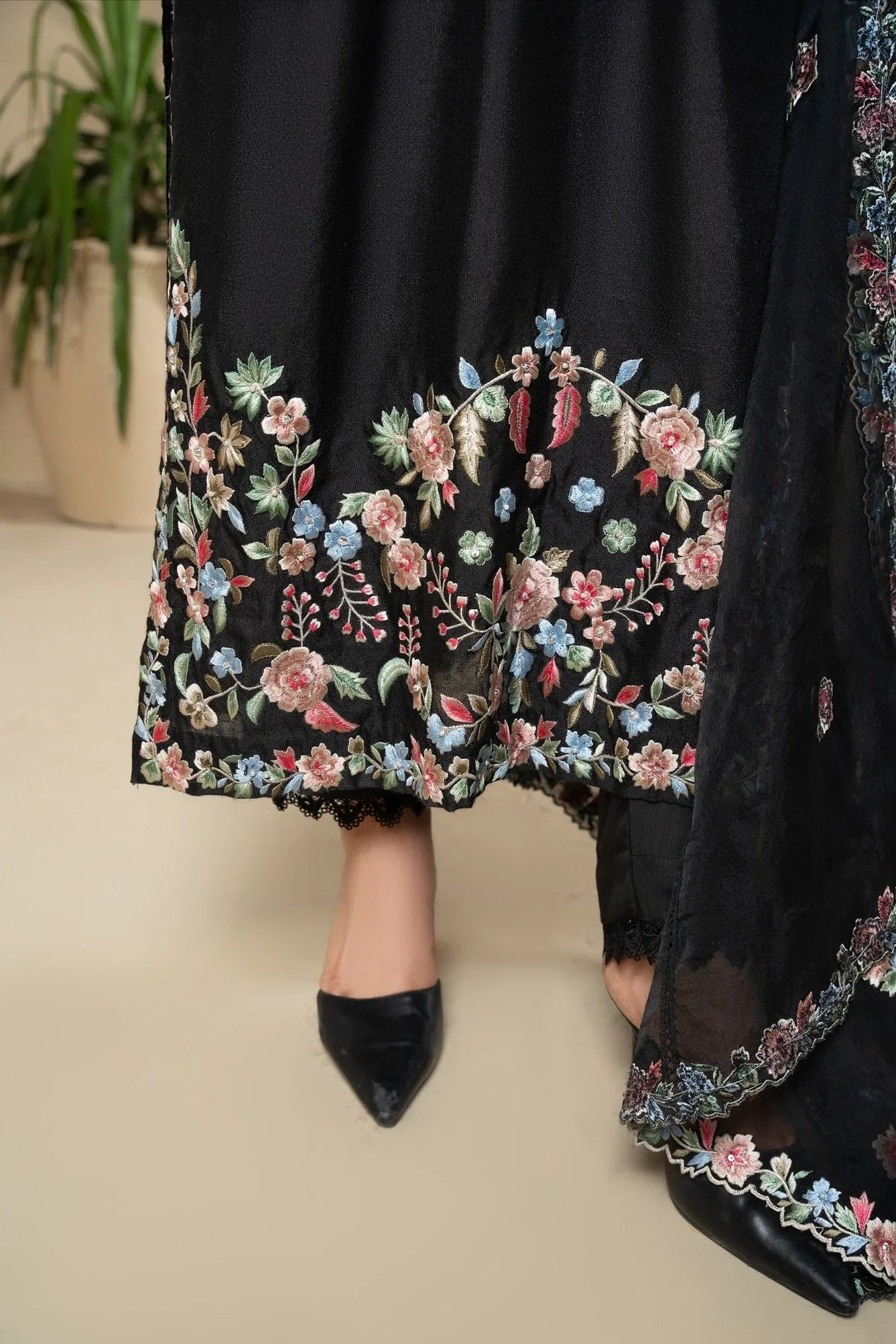 Muntaha | Rumaisa Luxury Pret | Zayla - SFLP02 - Aqsa Fabrics