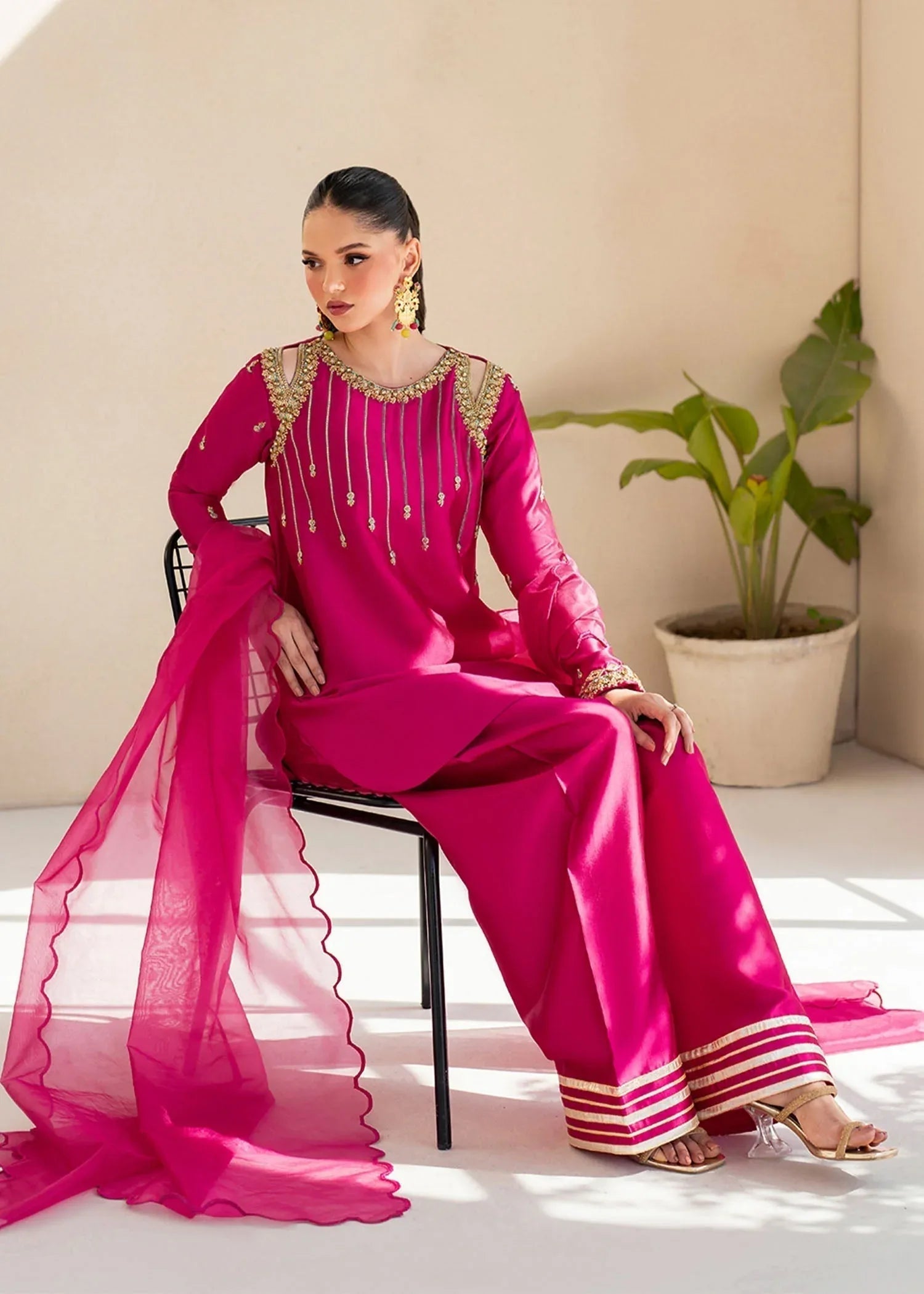 Dastoor | Maahi Luxury Pret 25 | Fuchsia Rose - Aqsa Fabrics