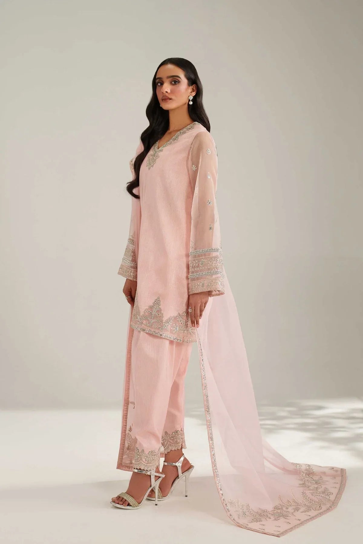 Akbar Aslam | Formal Pret | Lizaye