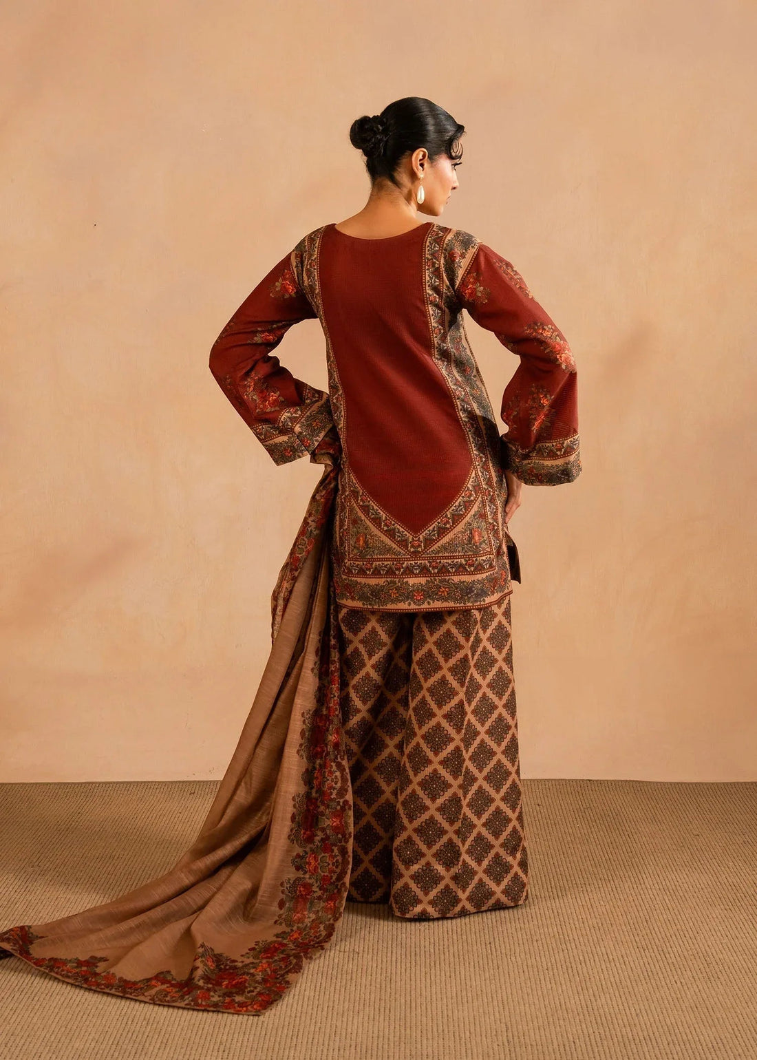 Maria Osama Khan | Retro Lawn 25 | Berra - Aqsa Fabrics