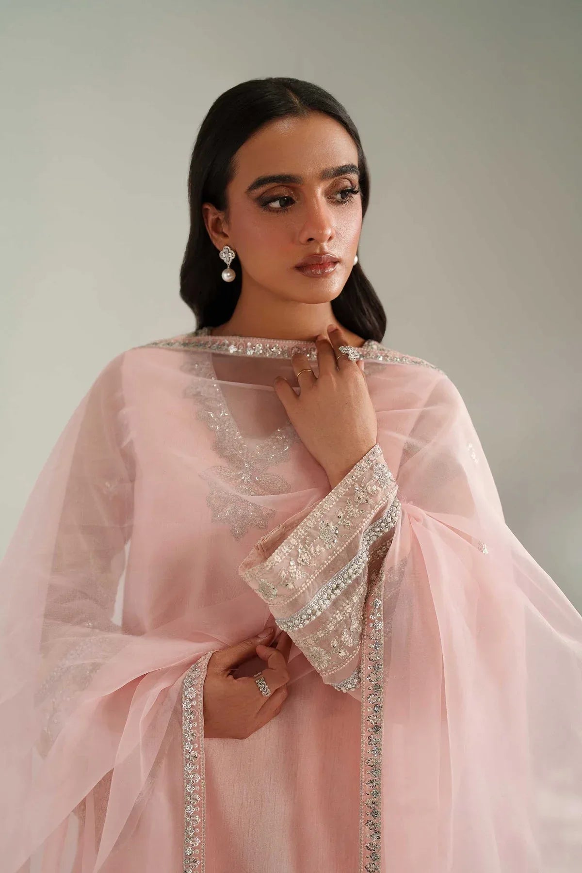 Akbar Aslam | Formal Pret | Lizaye