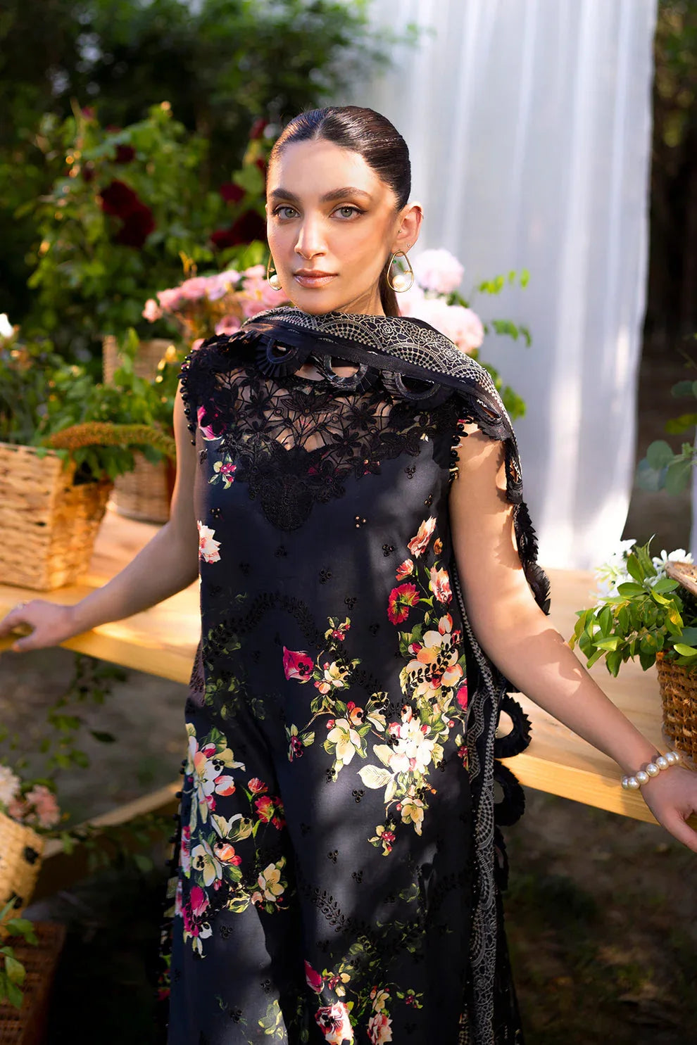 Neeshay | Summer Lines Printkari | OLIVINE - Aqsa Fabrics