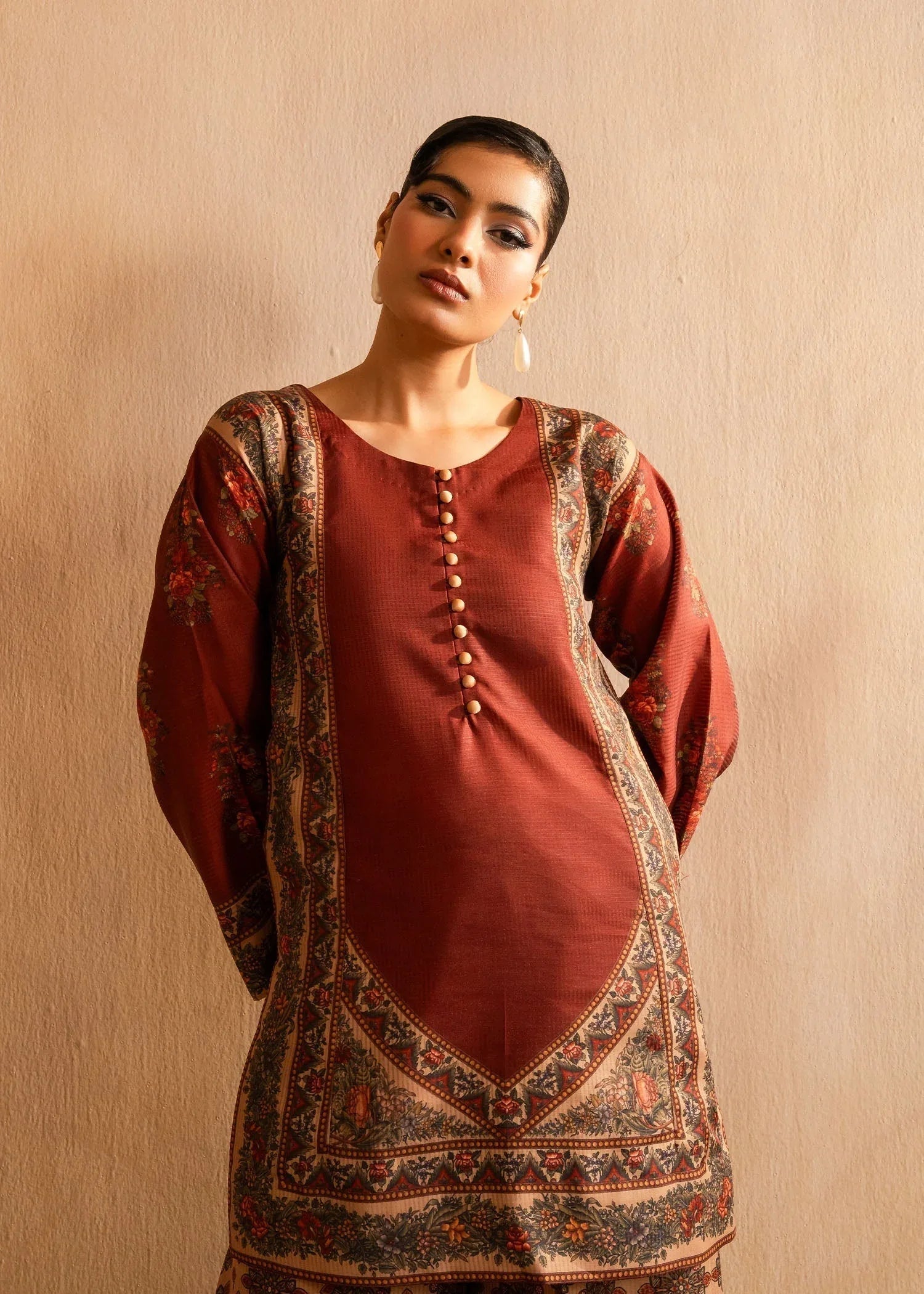 Maria Osama Khan | Retro Lawn 25 | Berra - Aqsa Fabrics