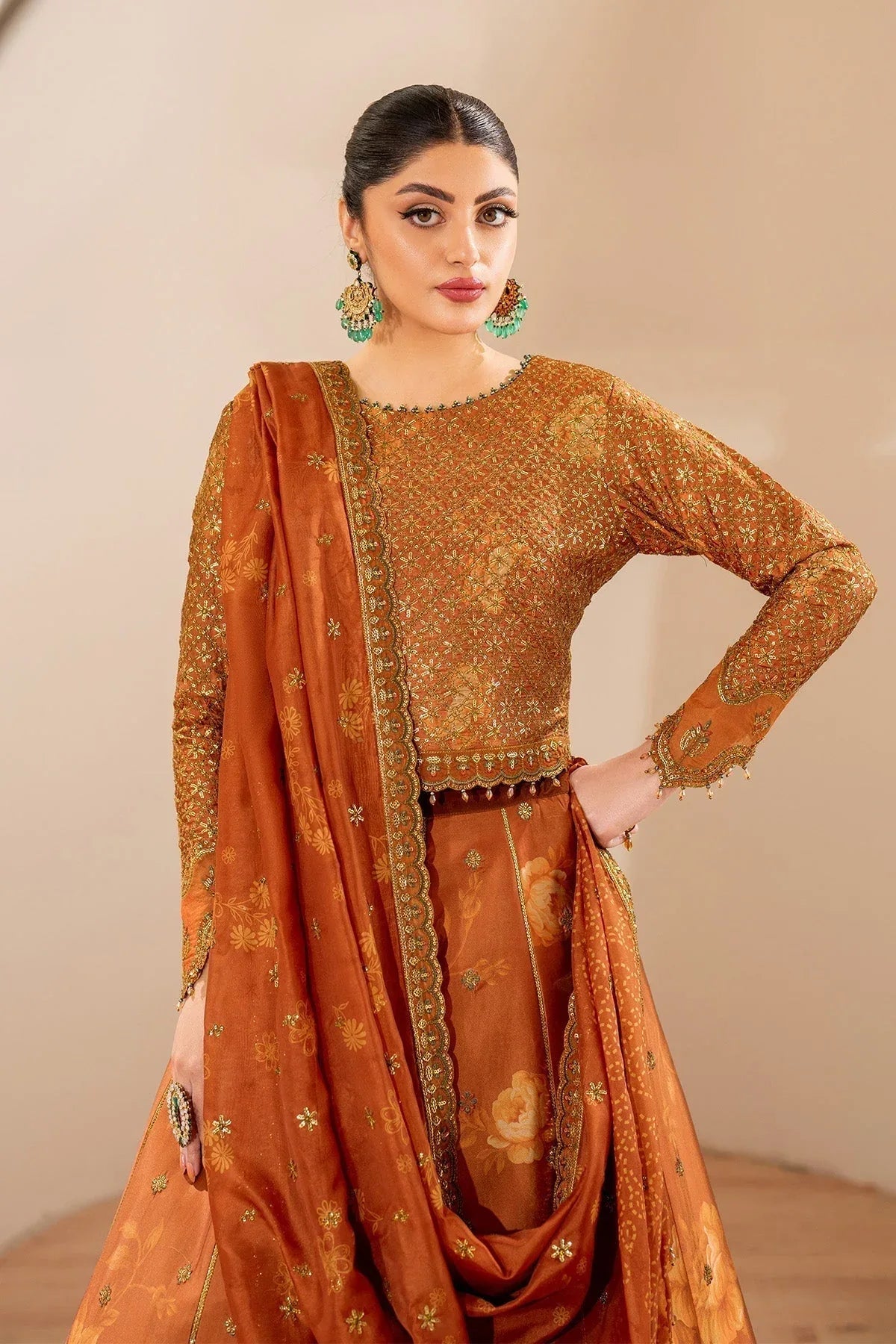 Alizeh | Formals 26 | Vivara - Aqsa Fabrics