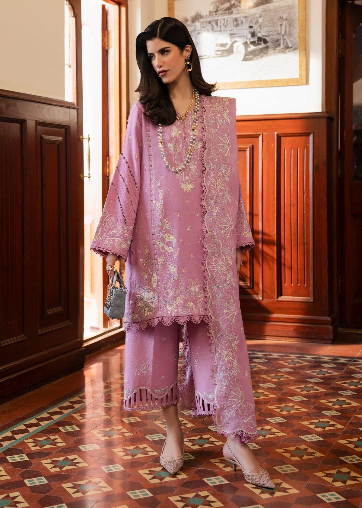 Kanwal Malik | Gulana Winter 25 | Palwasha