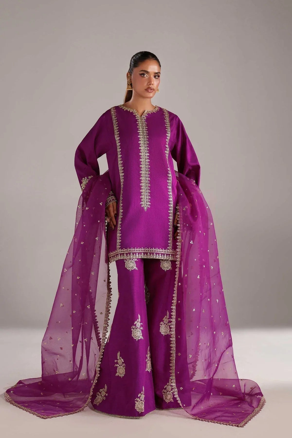 Akbar Aslam | Formal Pret | Shaffa