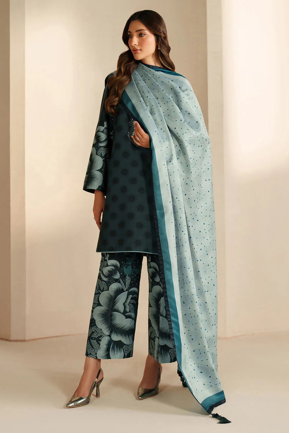 Jazmin | Winter 25 | UW-0202 - Aqsa Fabrics