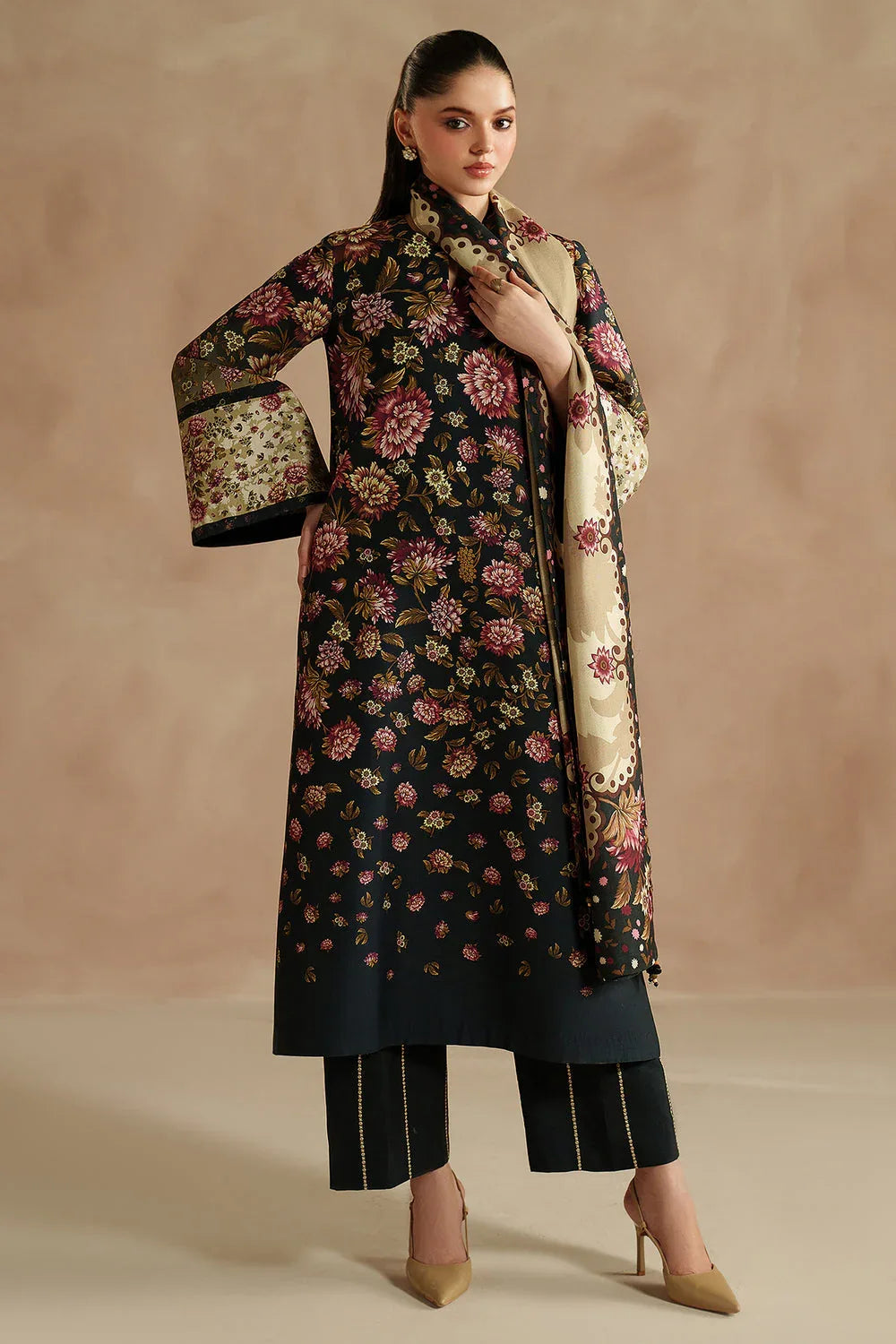 Jazmin | Winter 25 | UW-0199 - Aqsa Fabrics