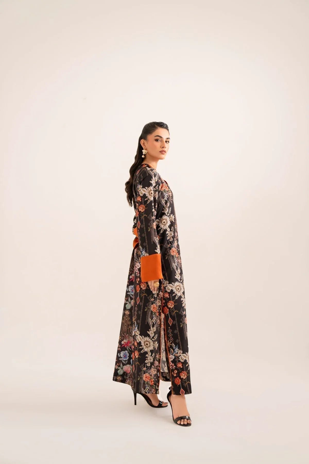 Akbar Aslam | Co-ords Sets |  Hanik - Aqsa Fabrics